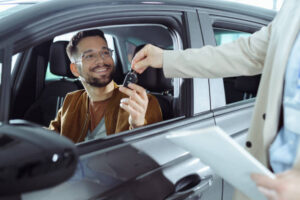 рекордні продажі нових авто