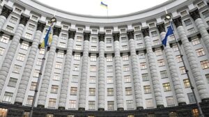Уряд дозволив перевіряти і скасовувати бронювання критично важливих підприємств штаб інфо