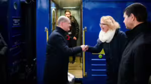 Шольц у Києві оголосив про нову військову допомогу Україні на 650 млн євро штаб інфо