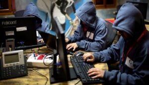 Наймасштабніша кібератака на державні реєстри України: призупинено роботу систем Мін’юсту штаб інфо