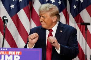 Трамп звільнив посадовців Мін’юсту, які розслідували його справу