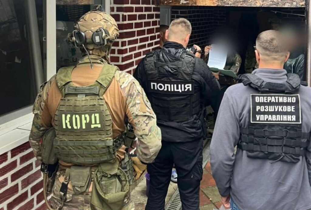 Затримання чоловіка, який організував втечу ухилянтів до Словаччини