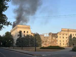 обстріл Херсонської ОДА пожежа — Штаб.інфо